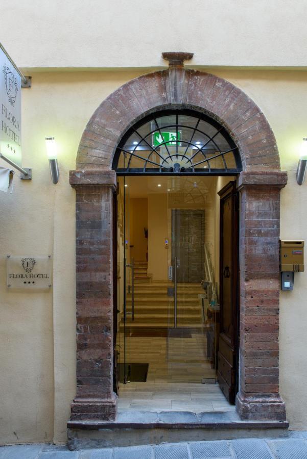 Flora Hotel Todi Exterior foto